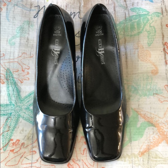 🛼Payless High Lights Size 10 Wide Heels - Picture 1 of 9